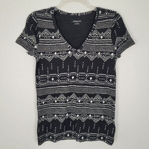 Merona Short Sleeve Shirt Stretch Top Geometric Tribal Black White Size M NWT